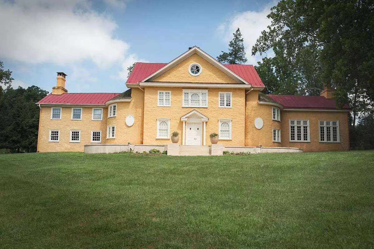 Hibernia Mansion